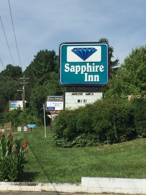 A Sapphire Inn Franklin Exteriér fotografie