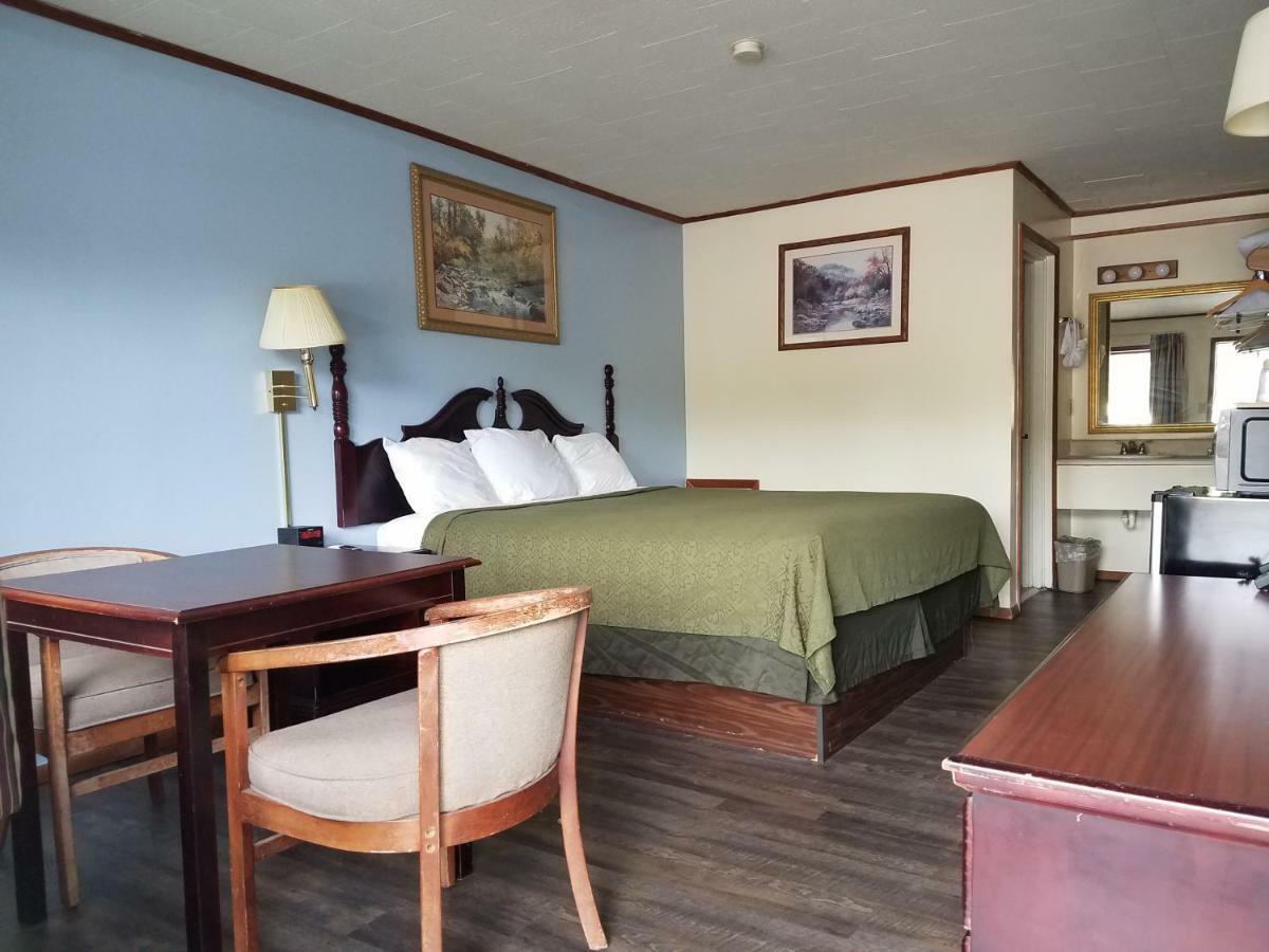 A Sapphire Inn Franklin Exteriér fotografie